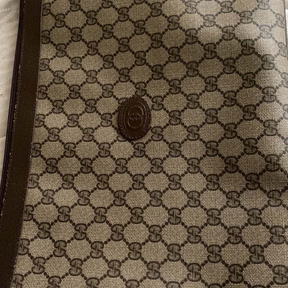 Vintage Gucci clutch - Picture 2 of 4